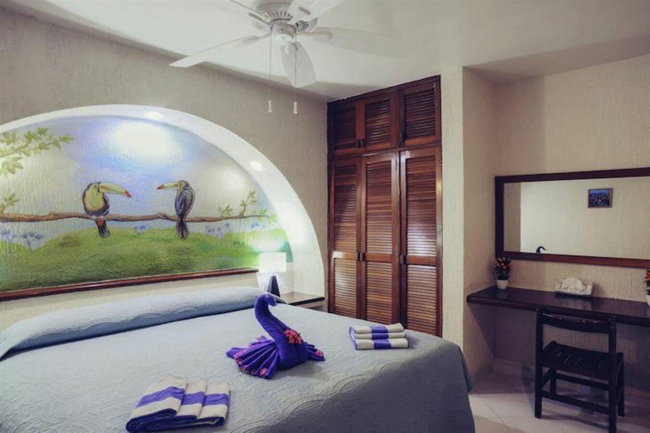 Aquatech Villas Derosa Resort Akumal Exterior photo